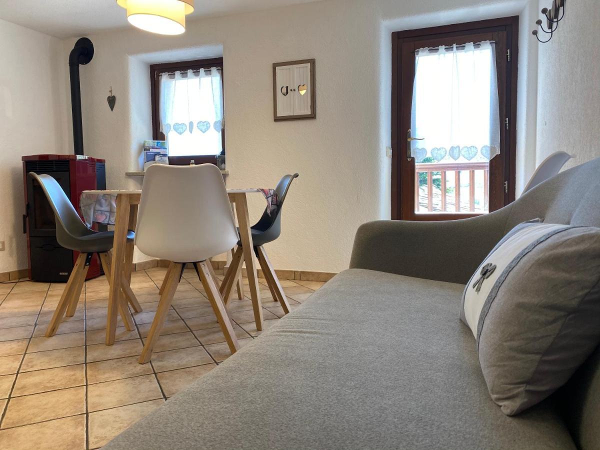 Apartament Grenier Du Coeur Aosta Zewnętrze zdjęcie