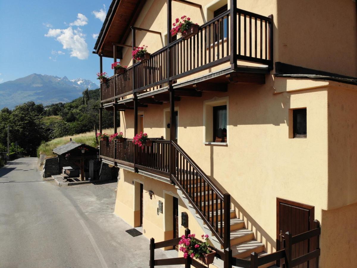 Apartament Grenier Du Coeur Aosta Zewnętrze zdjęcie